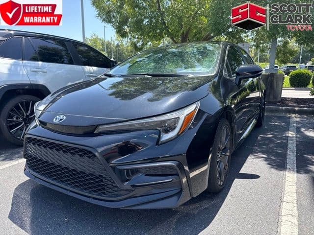 2024 Toyota Corolla SE — photo 1 of 9
