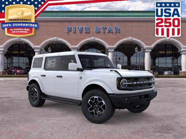 2026 Ford Bronco Outer Banks — photo 1 of 25