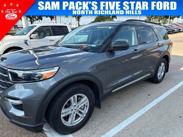 2024 Ford Explorer XLT — photo 1 of 12