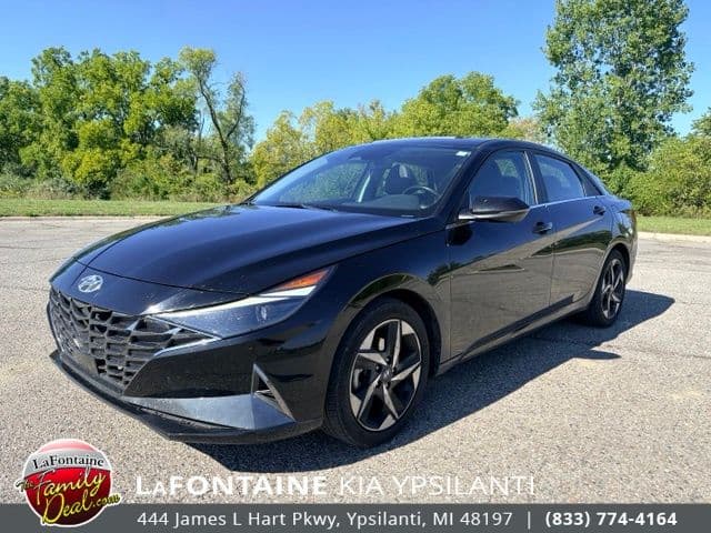 2022 Hyundai Elantra Limited — photo 1 of 14