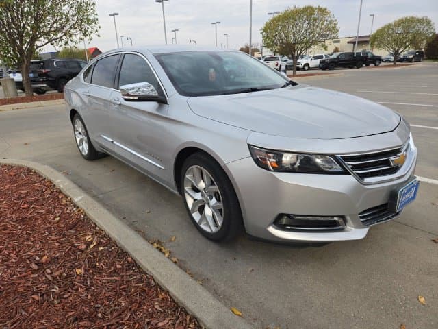 2018 Chevrolet Impala Premier — photo 1 of 10