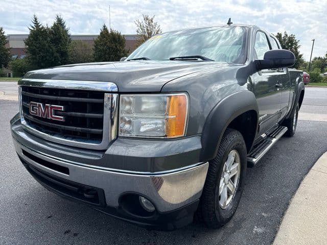 2011 GMC Sierra 1500 SLE — photo 1 of 21