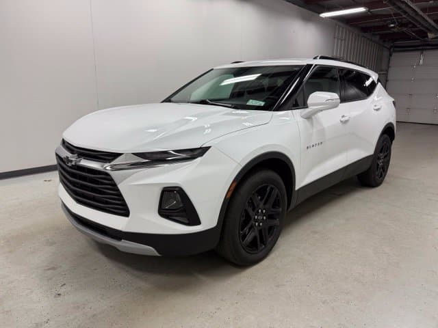 2022 Chevrolet Blazer LT — photo 1 of 5