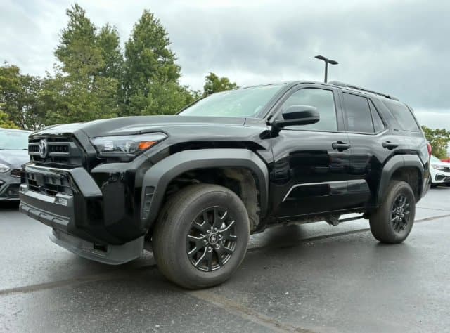 2026 Toyota 4Runner SR5 — photo 1 of 3