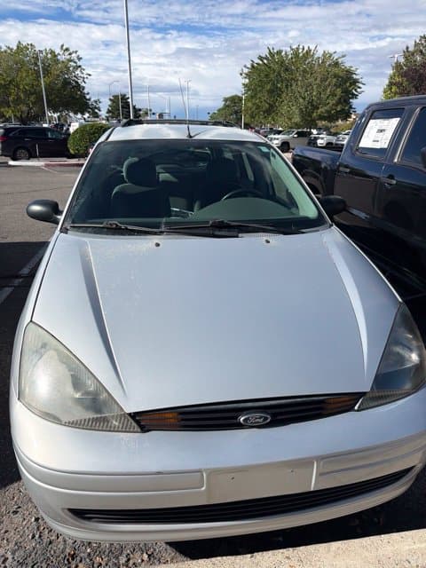 2003 Ford Focus SE — photo 1 of 15