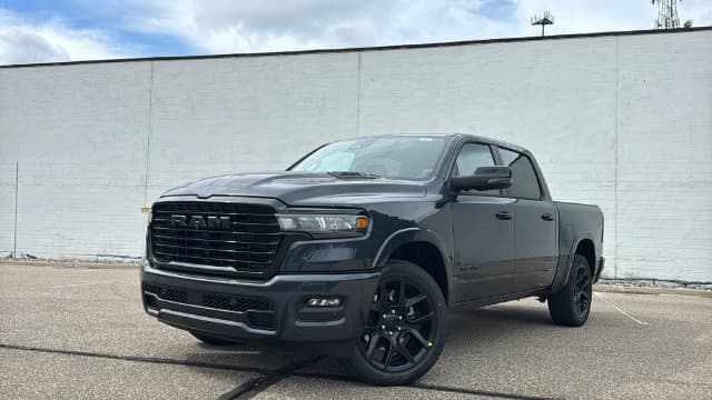 2027 RAM 1500 Laramie — photo 1 of 30