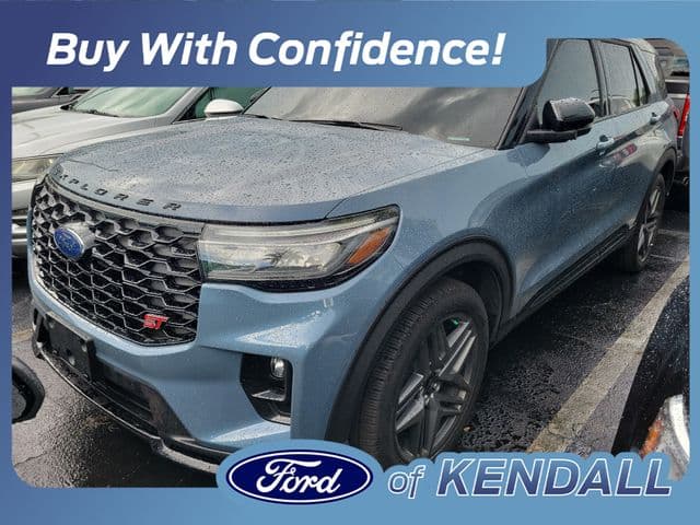2026 Ford Explorer ST — photo 1 of 4