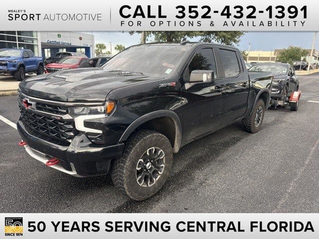 2023 Chevrolet Silverado 1500 ZR2 — photo 1 of 3