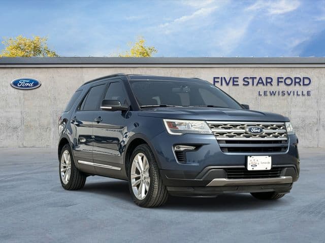 2018 Ford Explorer XLT — photo 1 of 24