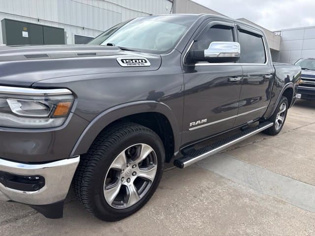 2022 RAM 1500 Laramie — photo 1 of 21