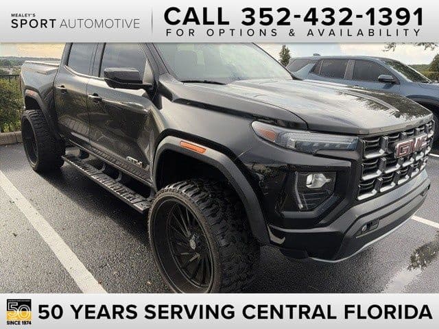 2023 GMC Canyon AT4 — photo 1 of 6