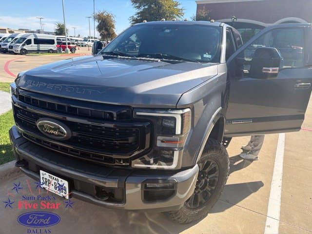 2022 Ford Super Duty F-250 SRW LARIAT — photo 1 of 2