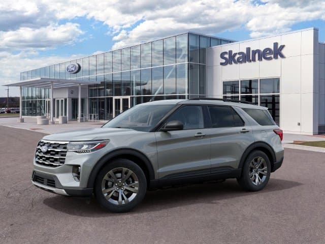 2027 Ford Explorer Base — photo 1 of 23