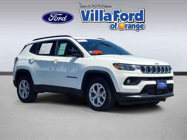 2024 Jeep Compass Latitude — photo 1 of 28