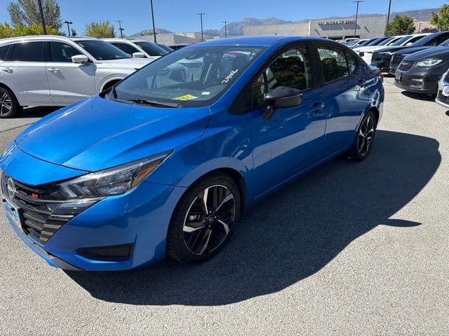 2024 Nissan Versa SR — photo 1 of 31