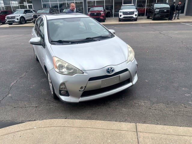 2012 Toyota Prius c Four — photo 1 of 25