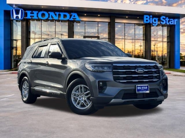 2025 Ford Explorer Active — photo 1 of 26