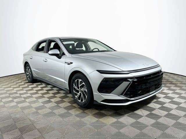 2026 Hyundai Sonata Hybrid Blue — photo 1 of 25