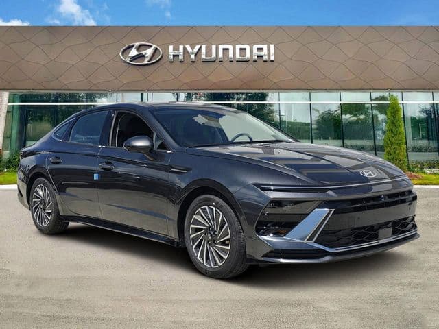 2026 Hyundai Sonata Hybrid Limited — photo 1 of 18