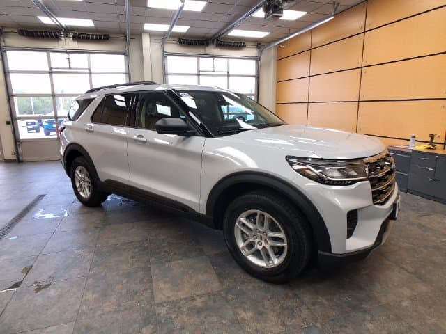 2026 Ford Explorer Base — photo 1 of 21