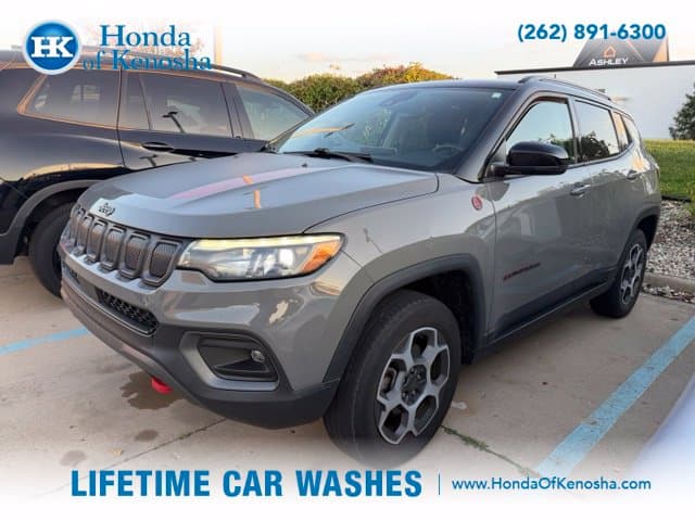 2022 Jeep Compass Trailhawk — photo 1 of 7