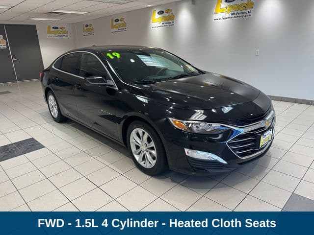 2019 Chevrolet Malibu LT — photo 1 of 26