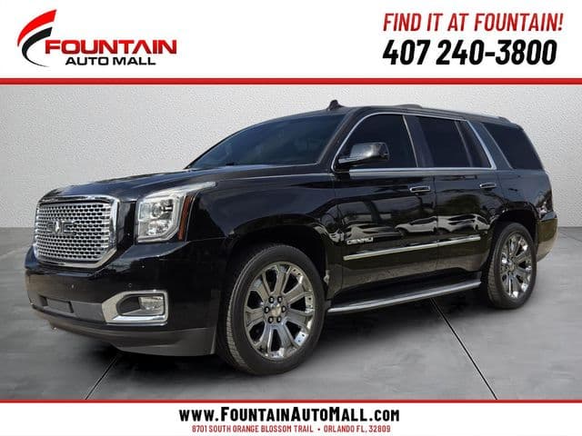 2017 GMC Yukon Denali — photo 1 of 23