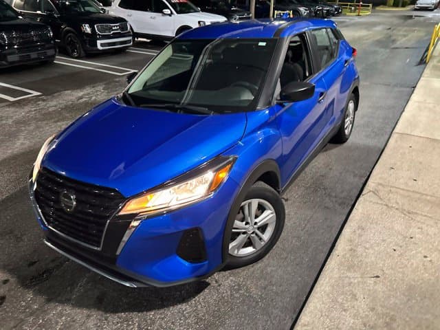 2021 Nissan Kicks S — photo 1 of 10