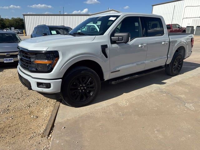 2024 Ford F-150 XLT — photo 1 of 21
