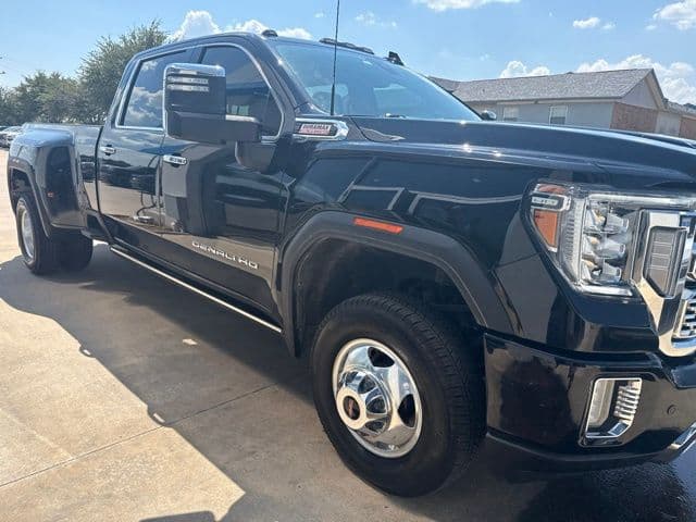 2023 GMC Sierra 3500HD Denali — photo 1 of 18