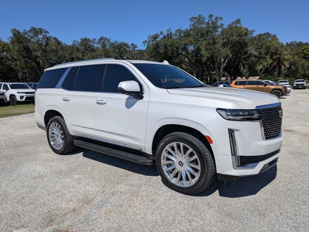 2022 Cadillac Escalade Premium Luxury — photo 1 of 33