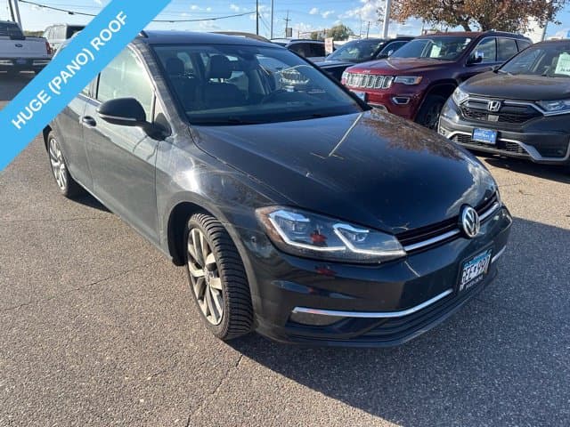 2019 Volkswagen Golf SportWagen SE — photo 1 of 21