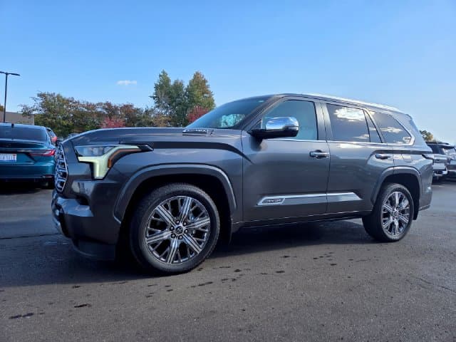 2024 Toyota Sequoia Capstone — photo 1 of 4