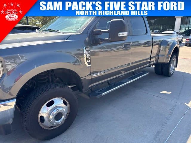 2019 Ford Super Duty F-350 DRW XL — photo 1 of 12