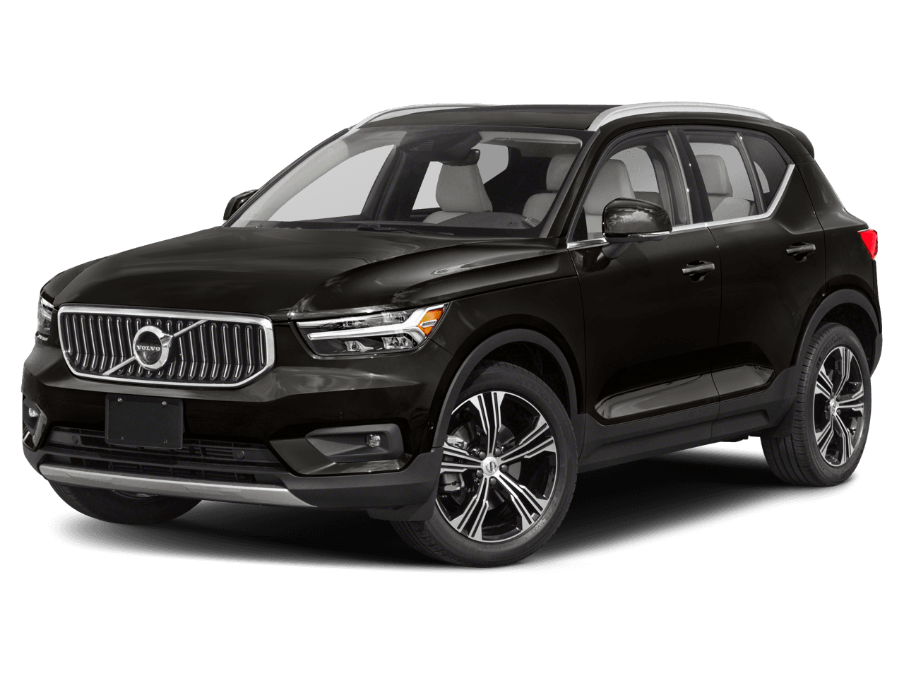 2022 Volvo XC40 Momentum — photo 1 of 5