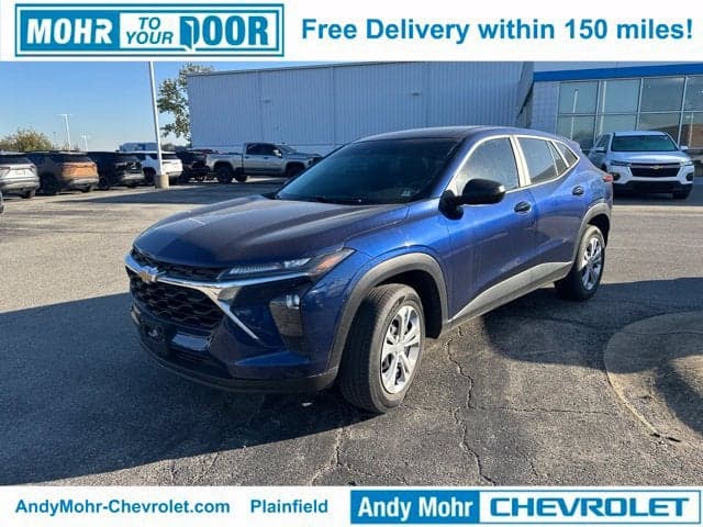 2024 Chevrolet Trax LS — photo 1 of 5