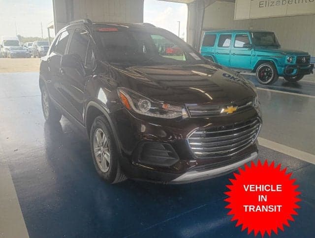 2022 Chevrolet Trax LT — photo 1 of 11