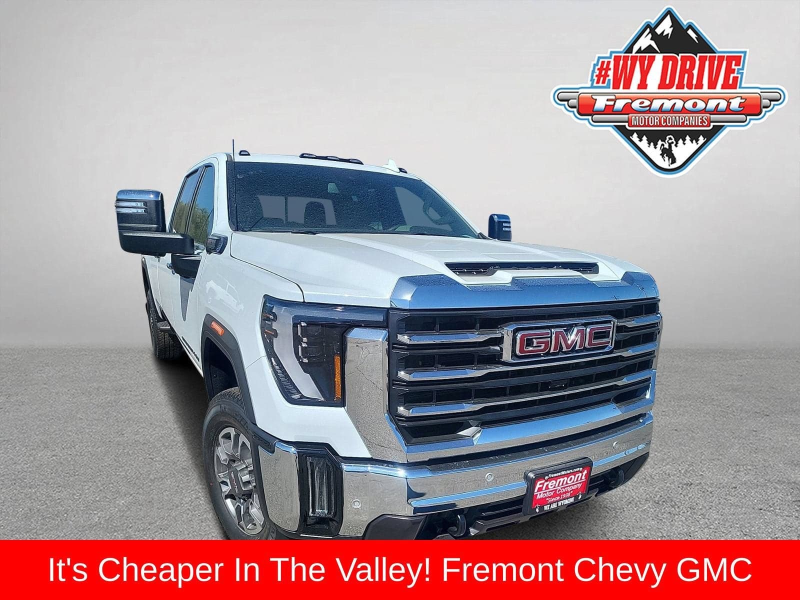 2026 GMC Sierra 2500HD SLT — photo 1 of 5