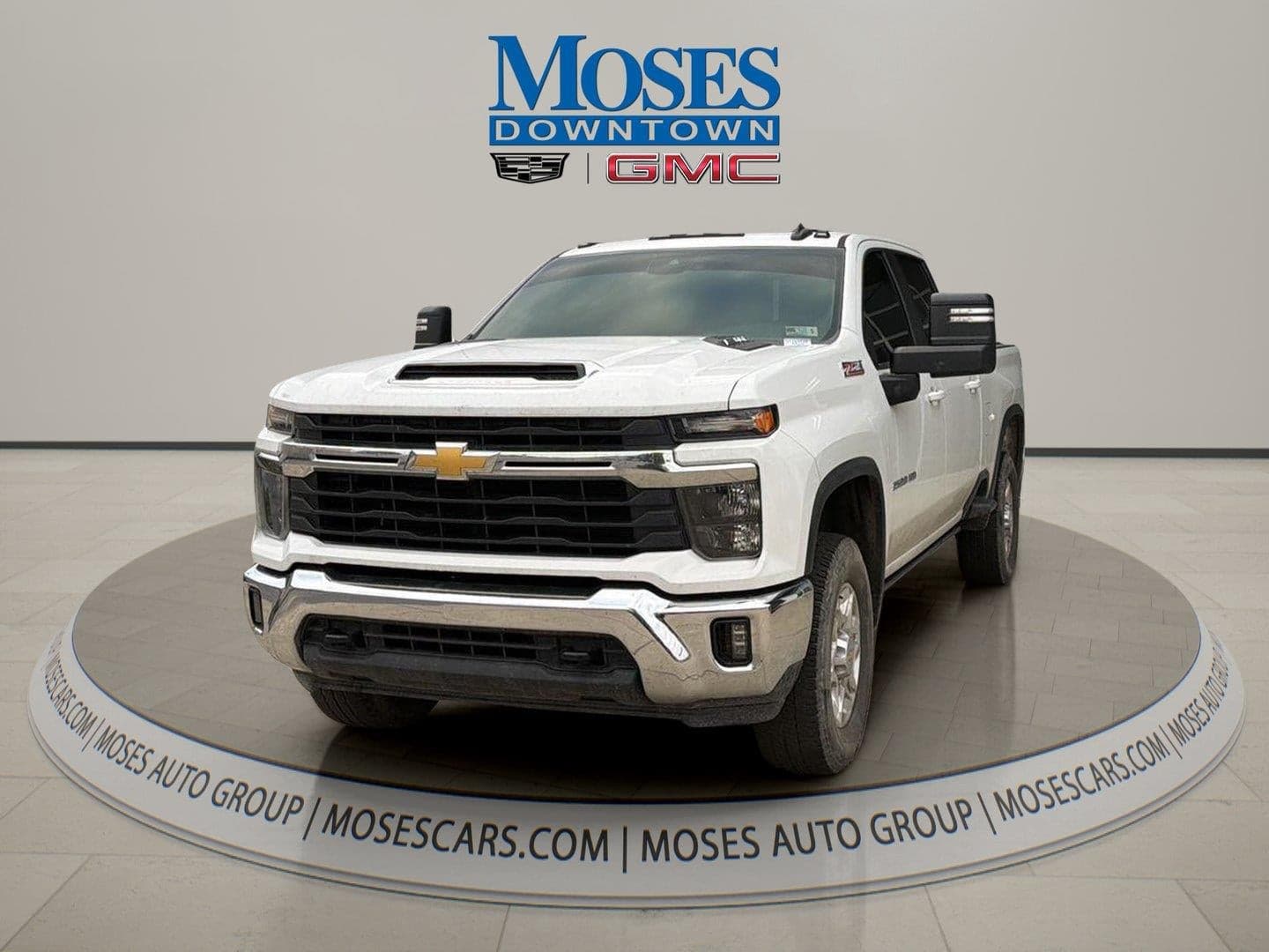 2024 Chevrolet Silverado 2500HD LT — photo 1 of 9