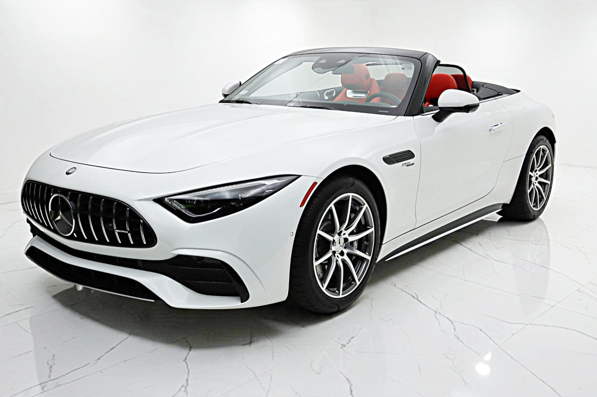 2023 Mercedes-Benz SL Base — photo 1 of 5