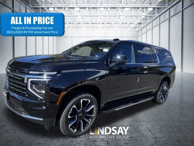 2026 Chevrolet Suburban LT — photo 1 of 31
