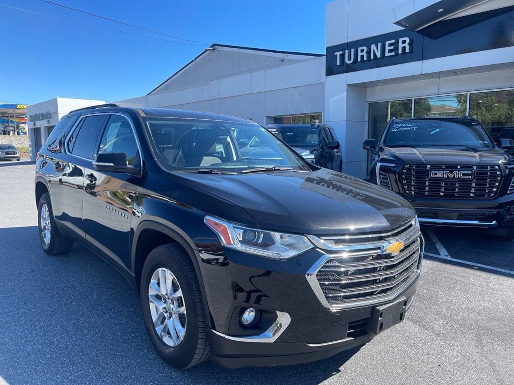 2021 Chevrolet Traverse LT Cloth — photo 1 of 5