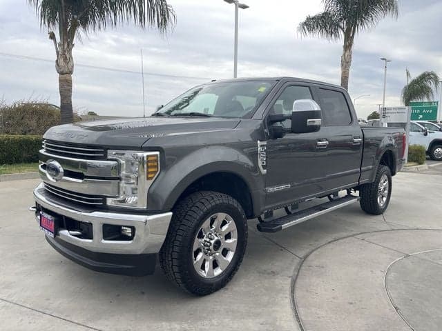 2018 Ford F-250SD Lariat — photo 1 of 36