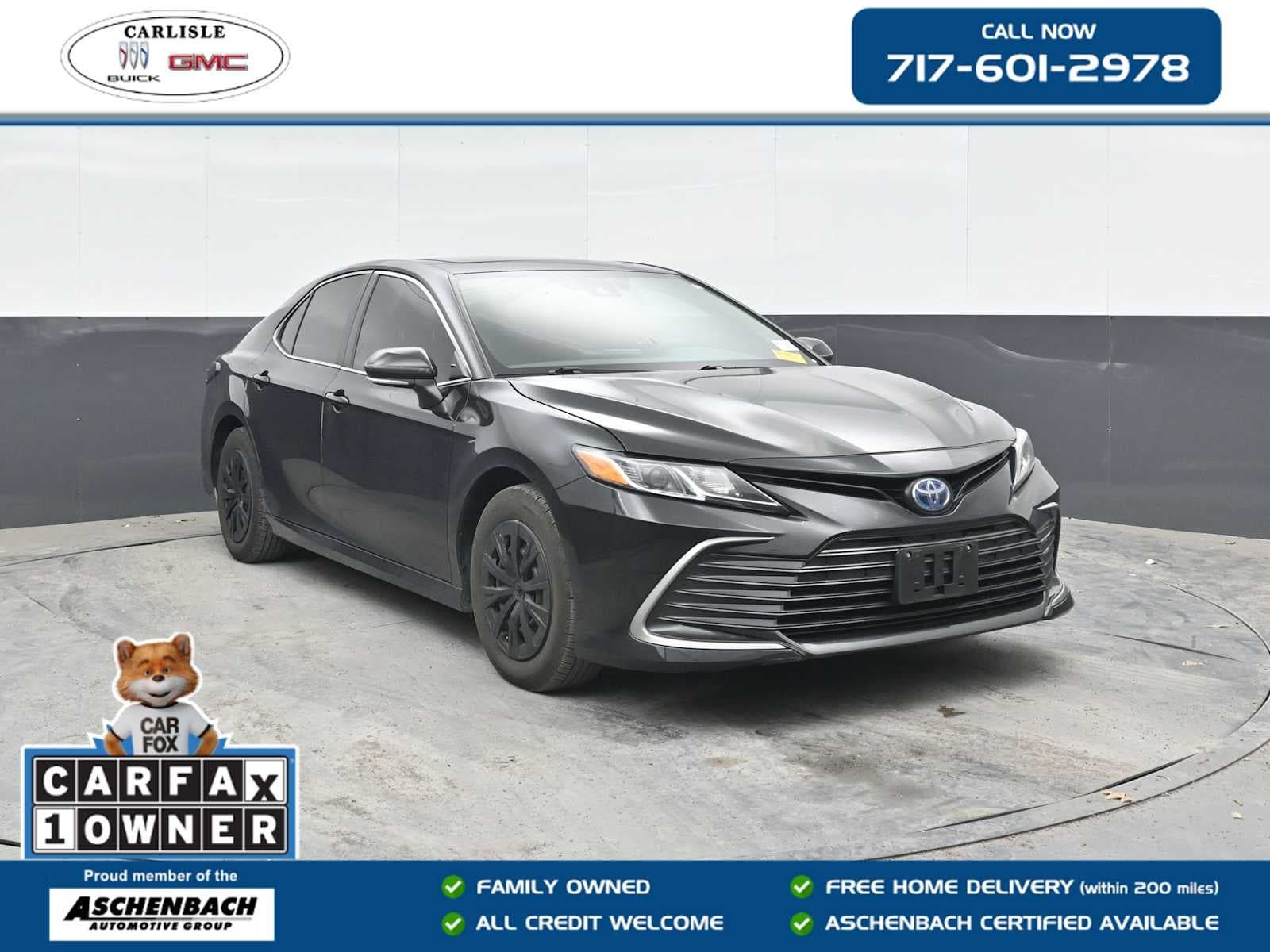 2022 Toyota Camry Hybrid LE — photo 1 of 34