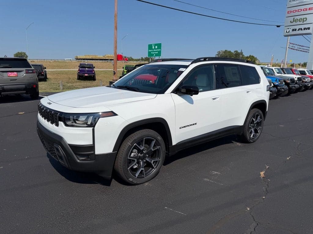 2026 Jeep Cherokee Overland — photo 1 of 43