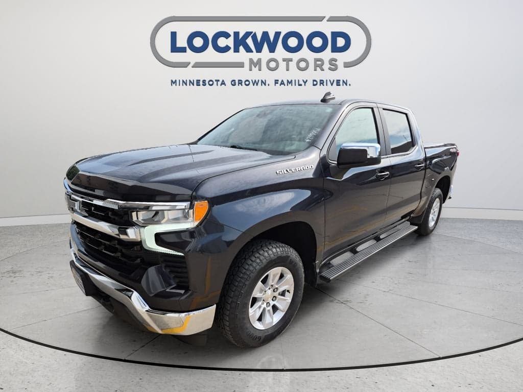 2022 Chevrolet Silverado 1500 LT — photo 1 of 37