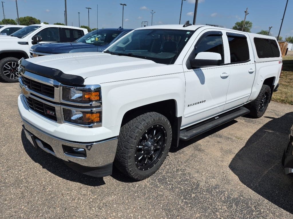 2015 Chevrolet Silverado 1500 LT — photo 1 of 5