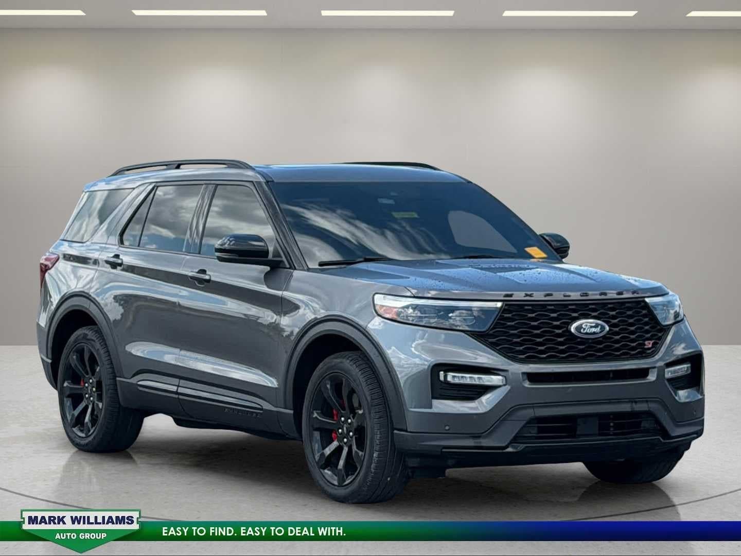 2023 Ford Explorer ST — photo 1 of 23