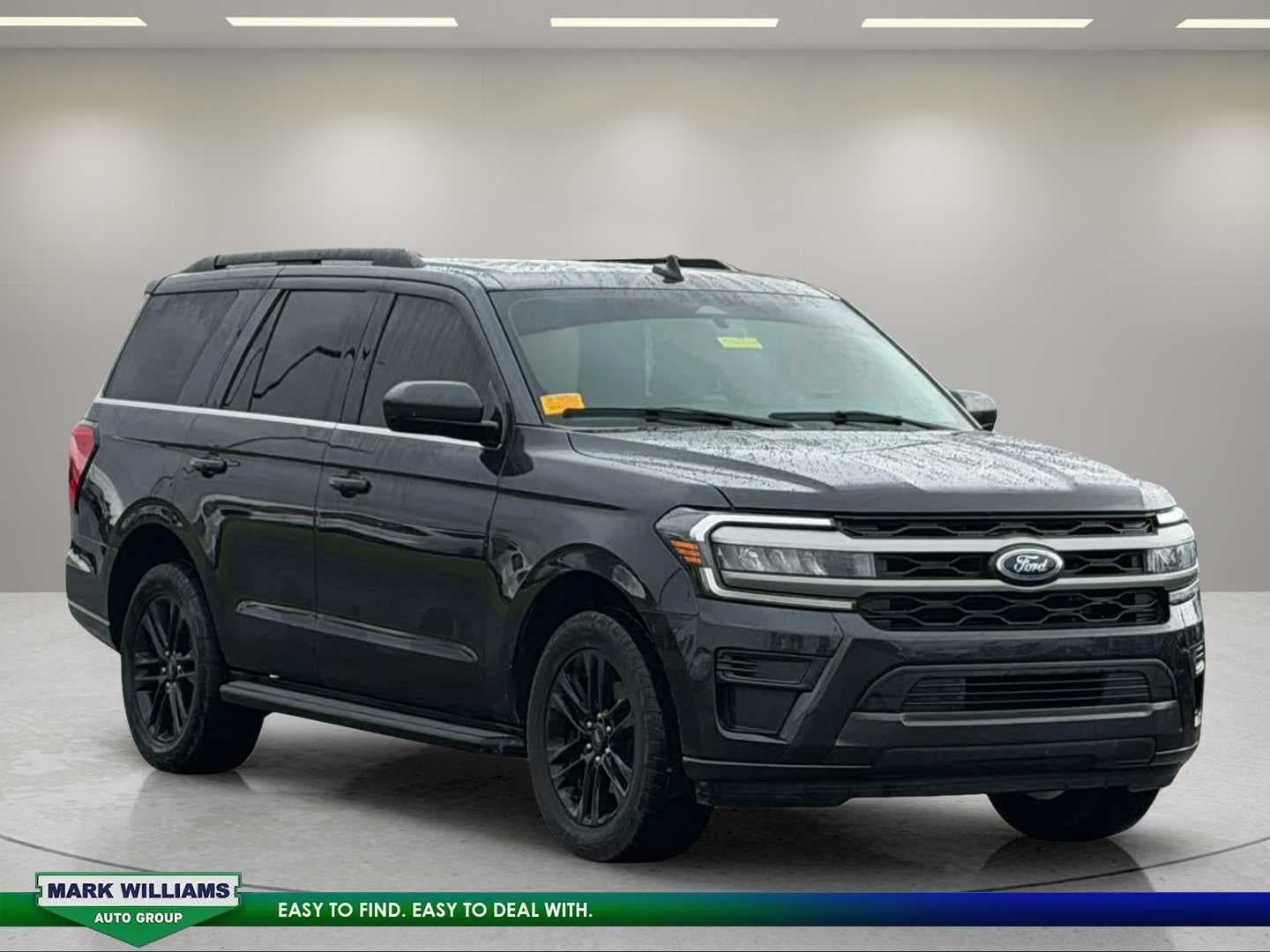 2024 Ford Expedition XLT — photo 1 of 5
