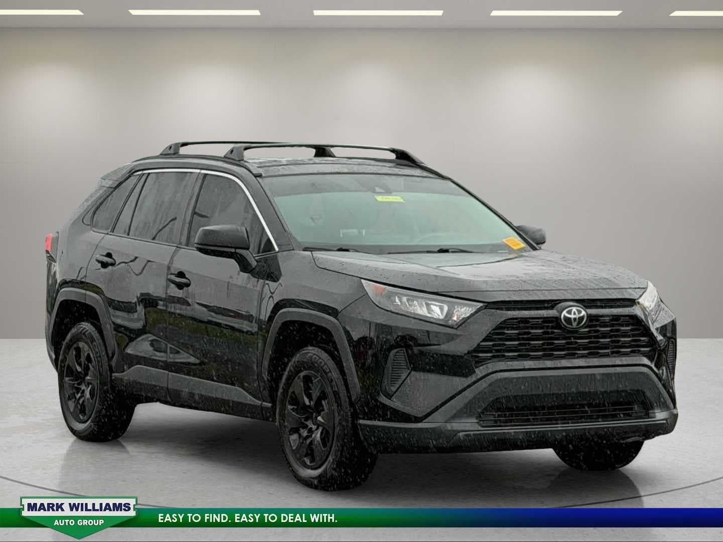 2020 Toyota RAV4 LE — photo 1 of 26